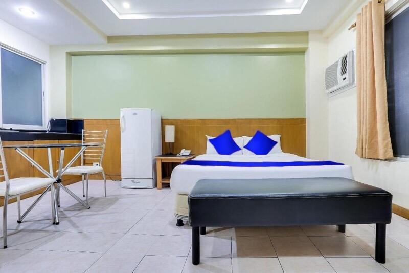 แอลเลย์ 8 Hotel Makati City ภายนอก รูปภาพ