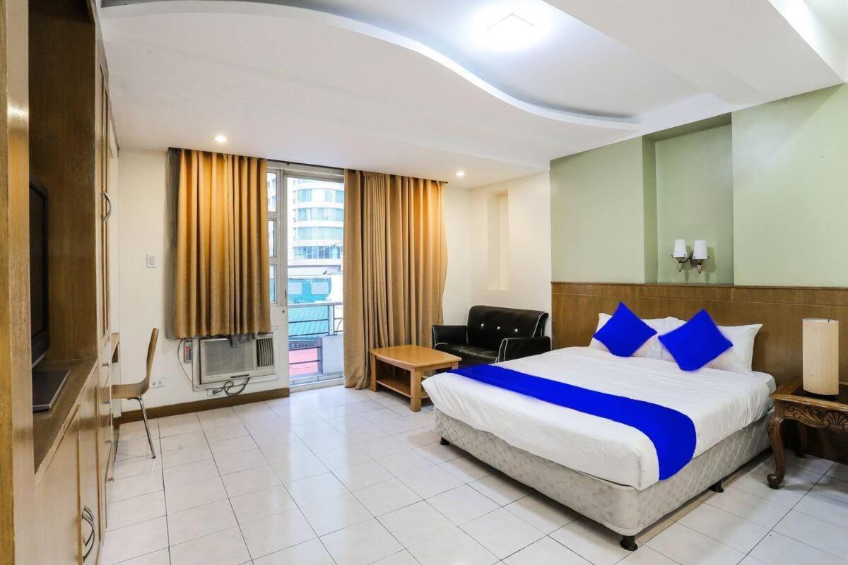 แอลเลย์ 8 Hotel Makati City ภายนอก รูปภาพ