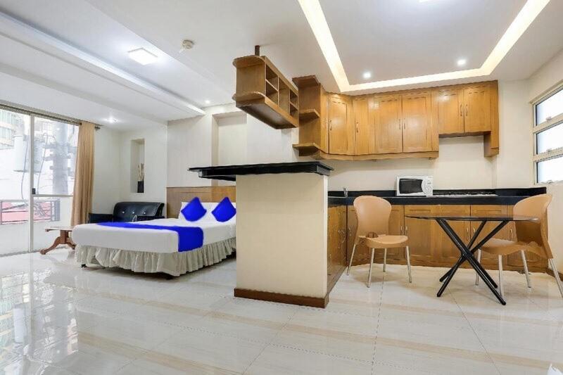 แอลเลย์ 8 Hotel Makati City ภายนอก รูปภาพ