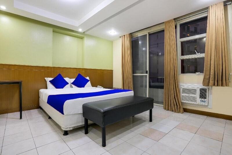 แอลเลย์ 8 Hotel Makati City ภายนอก รูปภาพ